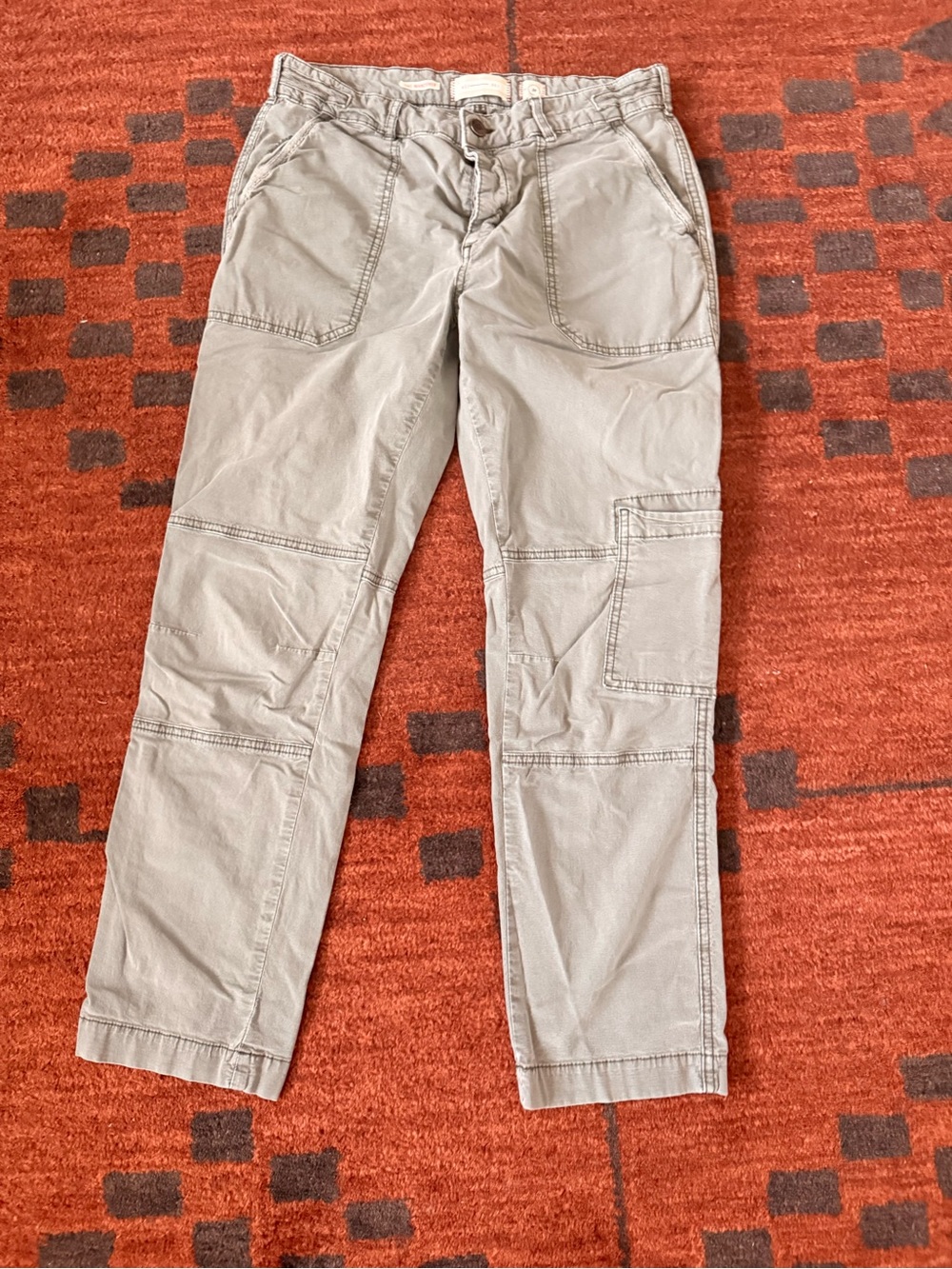 Women's Cargo Pants in green - Casual Utility Style